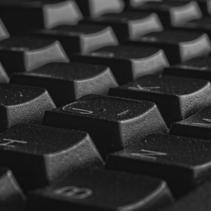 Mekanik Oyuncu Klavyesi RGB Türkçe Q
