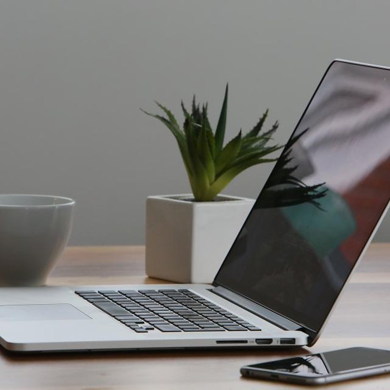 15.6" Dizüstü Bilgisayar Core i5 16GB RAM 512GB SSD
